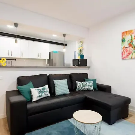 Lovely ! Center With Parking Apartment Malaga