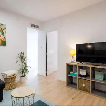 Lovely ! Center With Parking Malaga