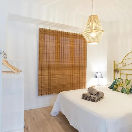 Lovely ! Center With Parking Apartment Malaga